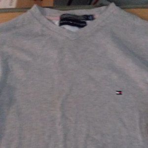 Tommy Hilfiger light gray ribbed T-shirt (med)